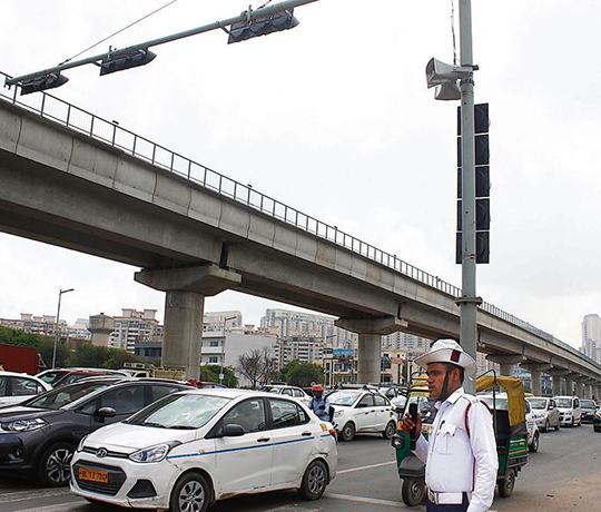 Traffic Safety through Proactive Voice